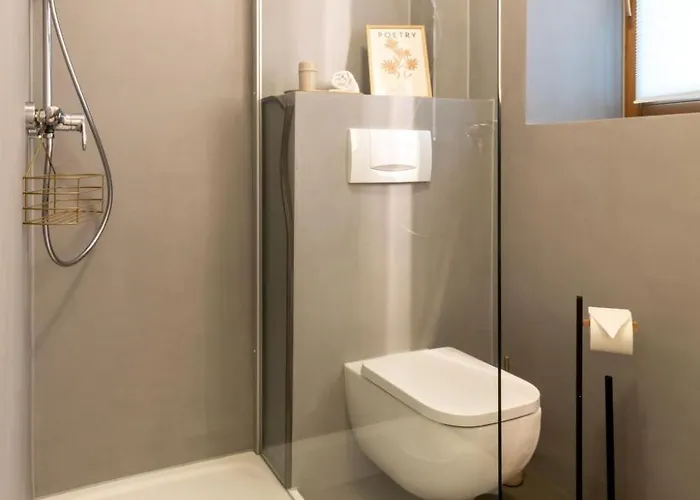 Familienfreundliche Stadt-oase - 2 Schlafzimmer- 76qm- Gratis Kaffee- Und Teean By Interhome Appartement *